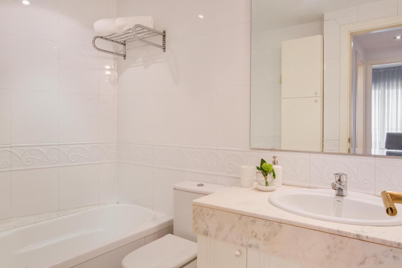 Apartment Flateli Ultonia, Girona, Spain - Booking.com