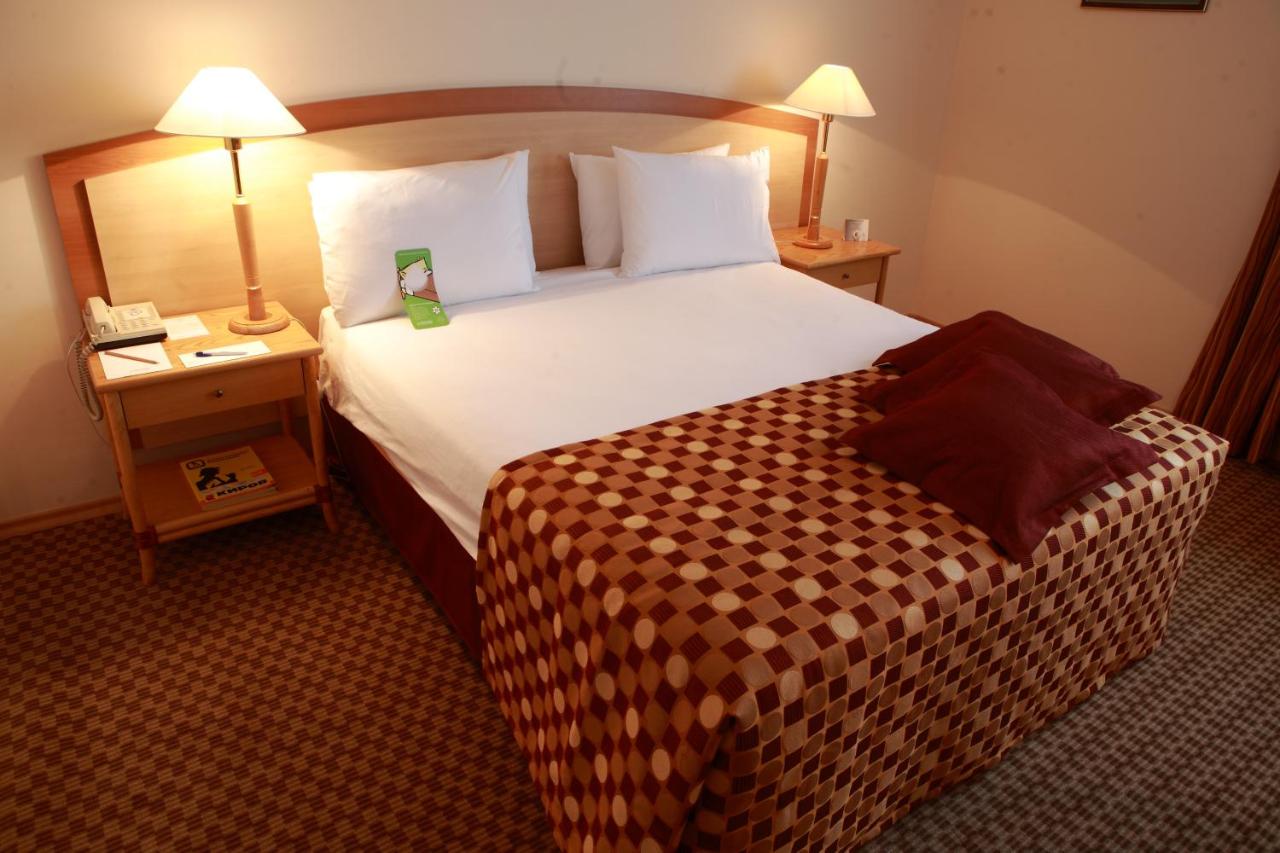 Ramada by Wyndham Sofia City Center photo