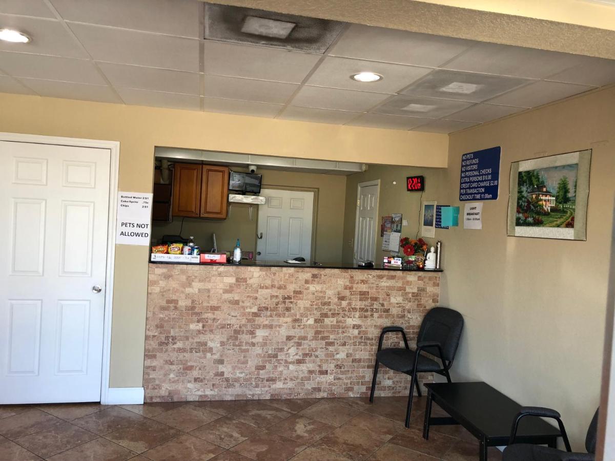 Villa Lagoon Inn — photo 18