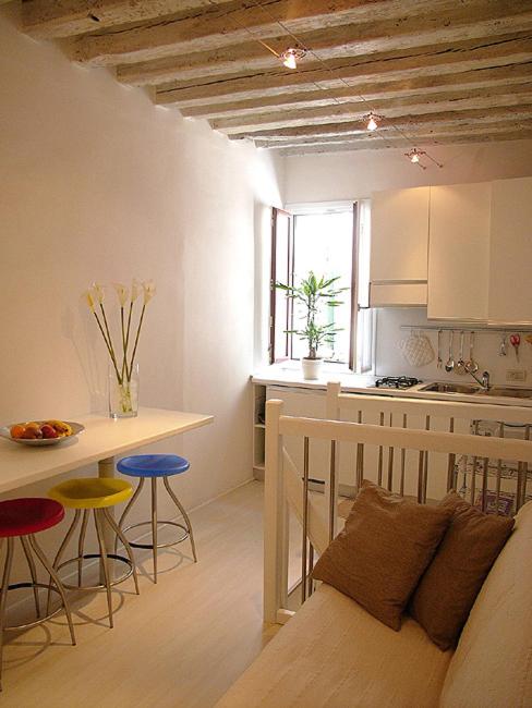 Venetian Apartments - 4