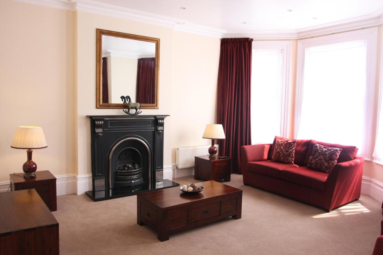 Glenlyn Apartments photo