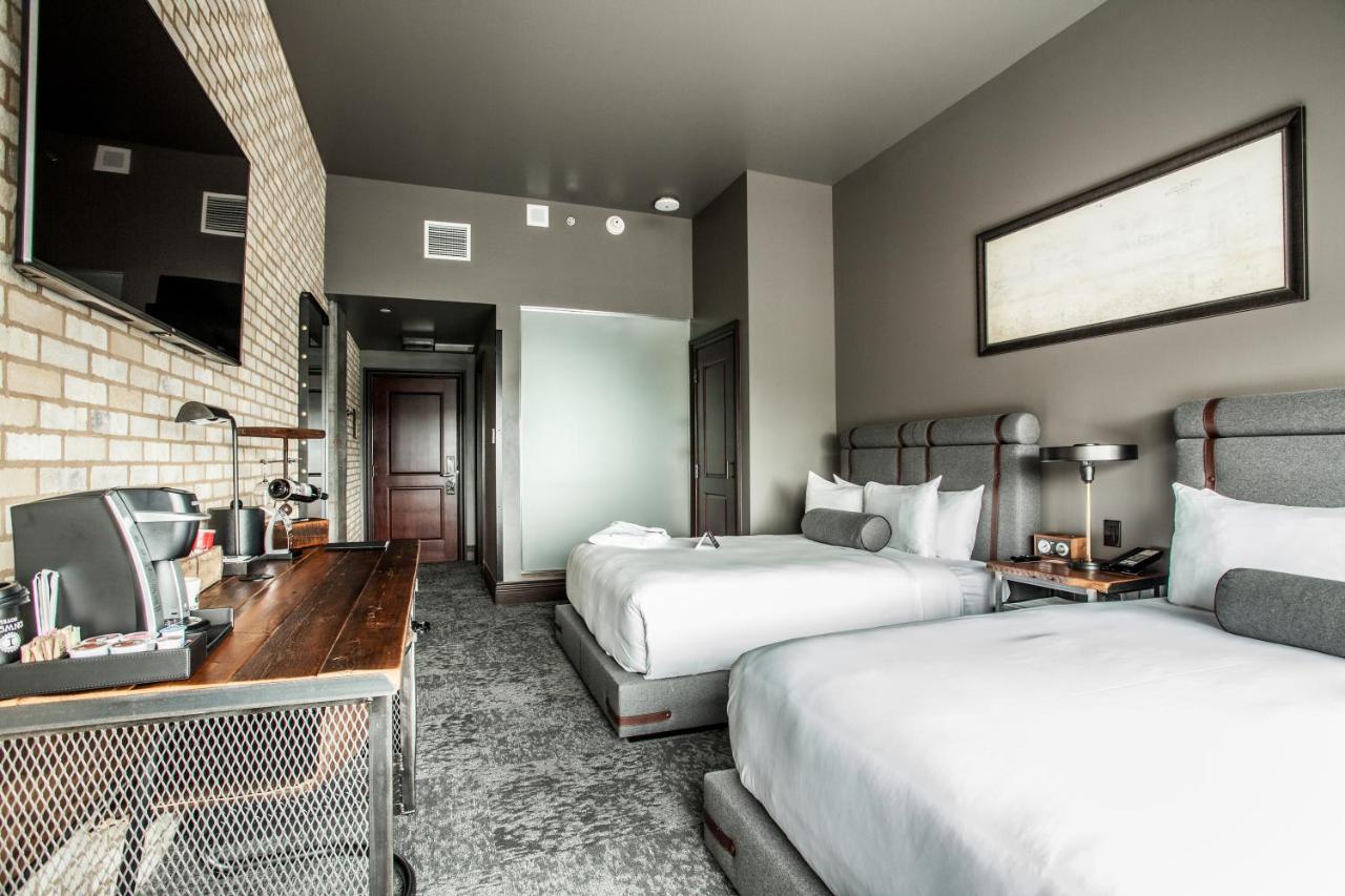 Ironworks Hotel Indy — photo 22