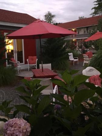 Red Horse Inn — photo 11