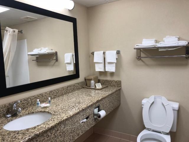 The Inn At Clinton — photo 19