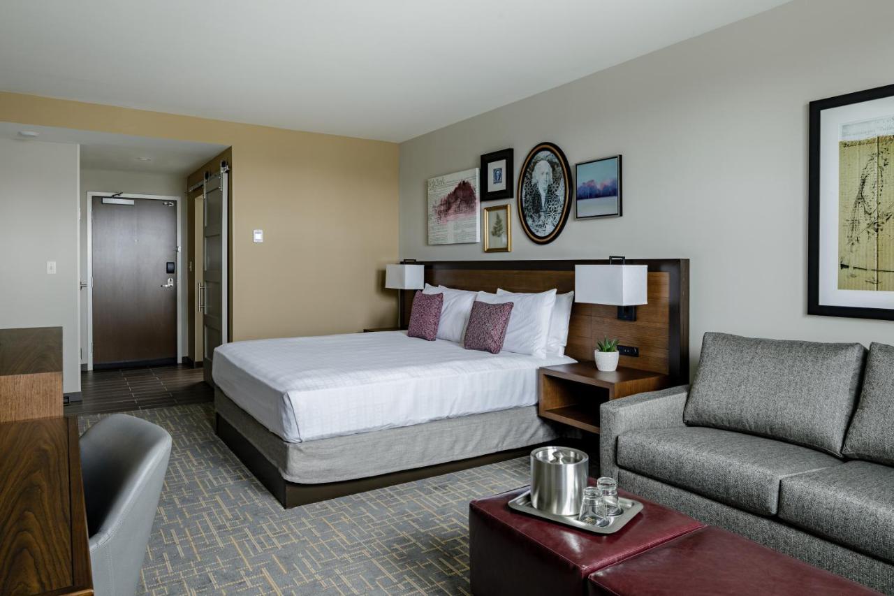 Hotel Madison & Shenandoah Conference Ctr. — photo 22