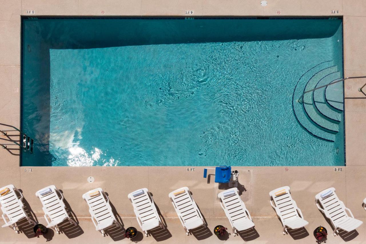 Amelia Hotel at the Beach — photo 3