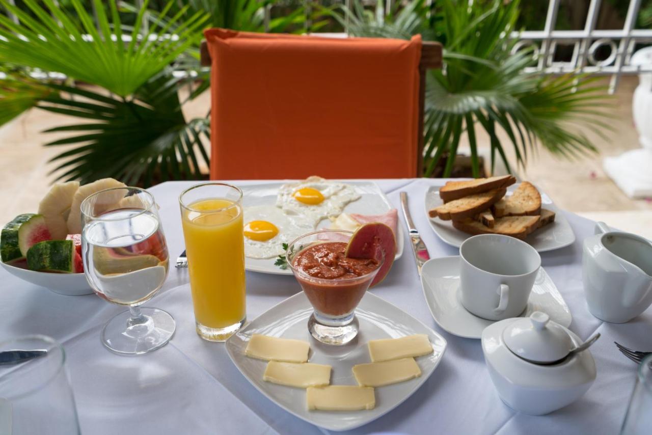 El Candil Boutique Hotel photo
