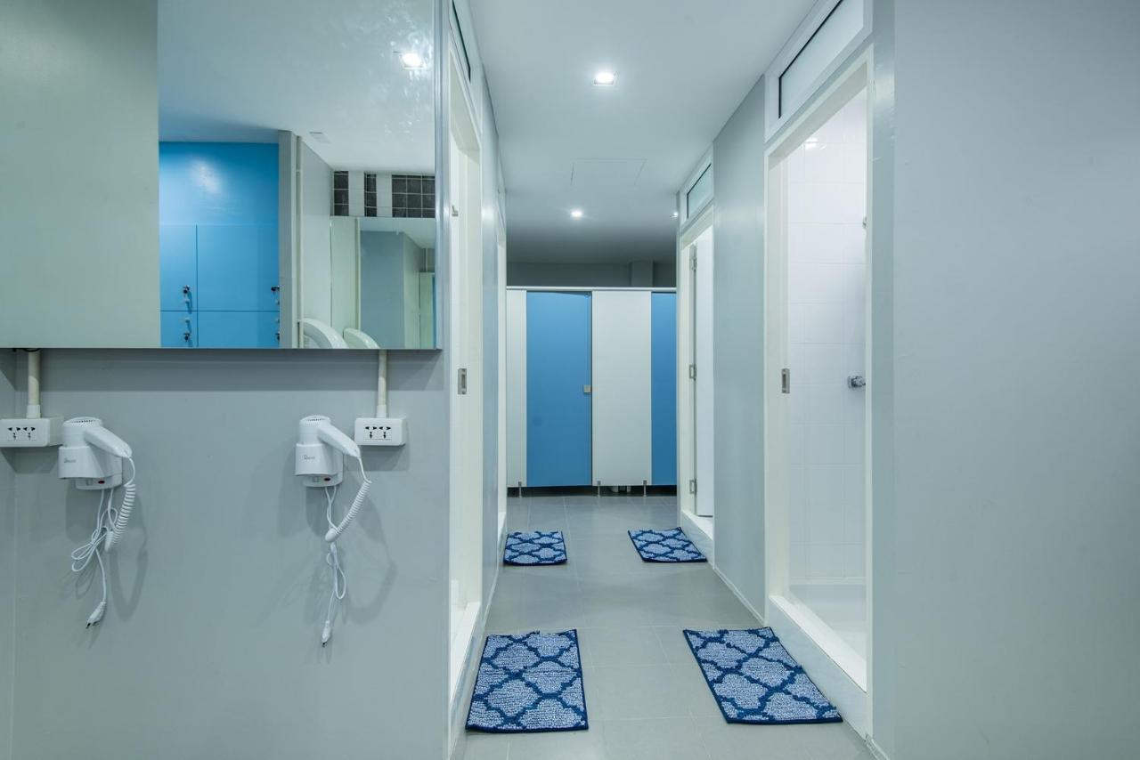 Siam Stadium Hostel - 3