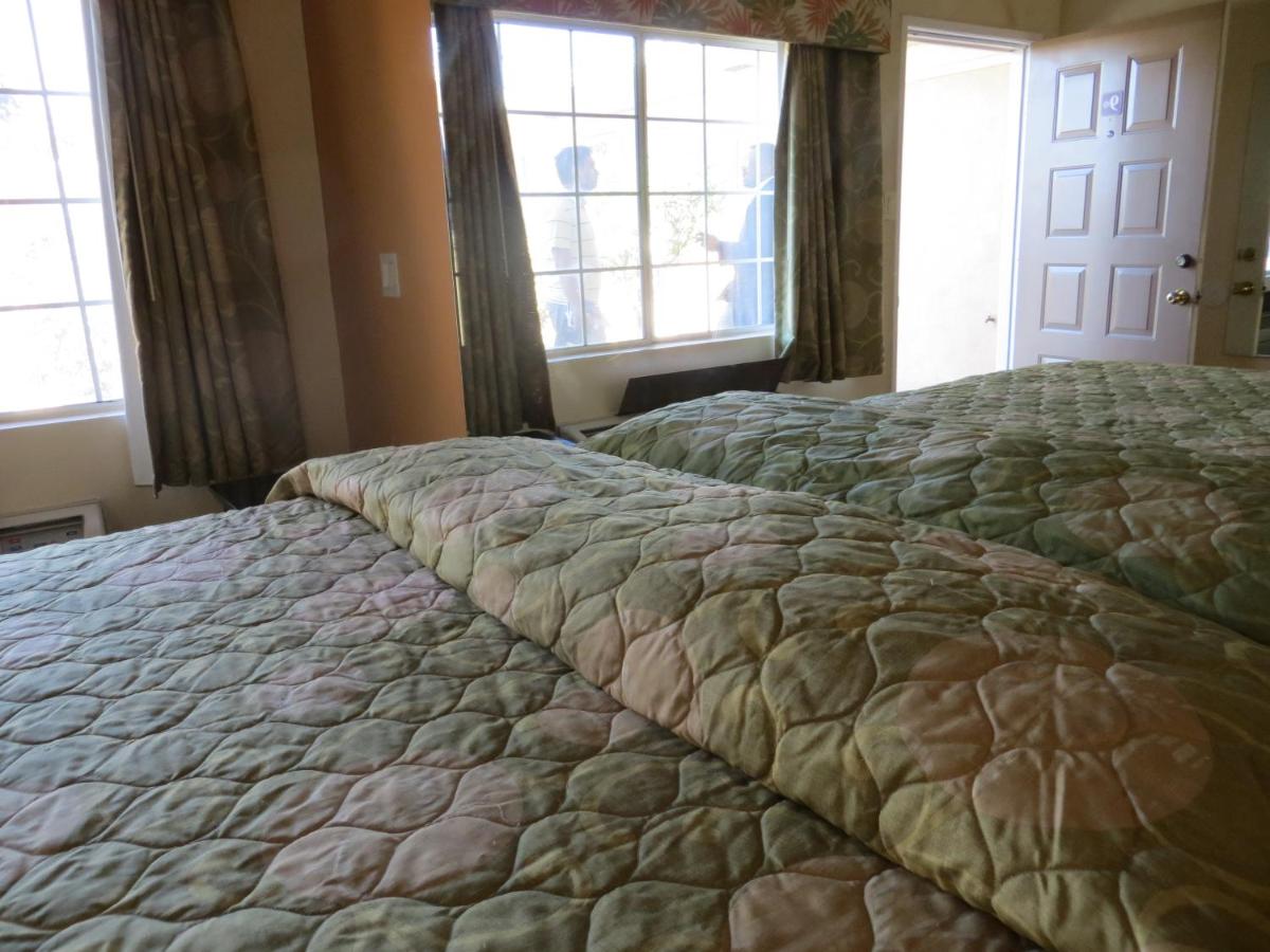 Kearney Motel — photo 20