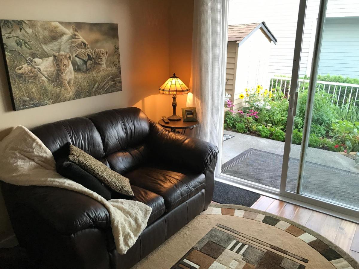 Donna's Bed & Breakfast photo