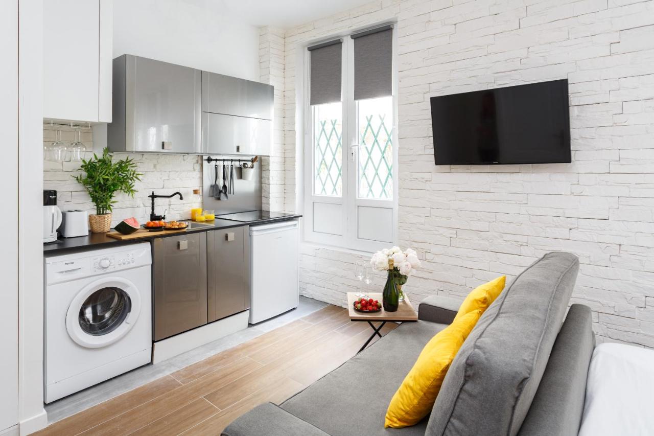 Studio De Charme Neuf Proche Tour Eiffel Et Champs Elysees A08bis2 Paris Tarifs 2021