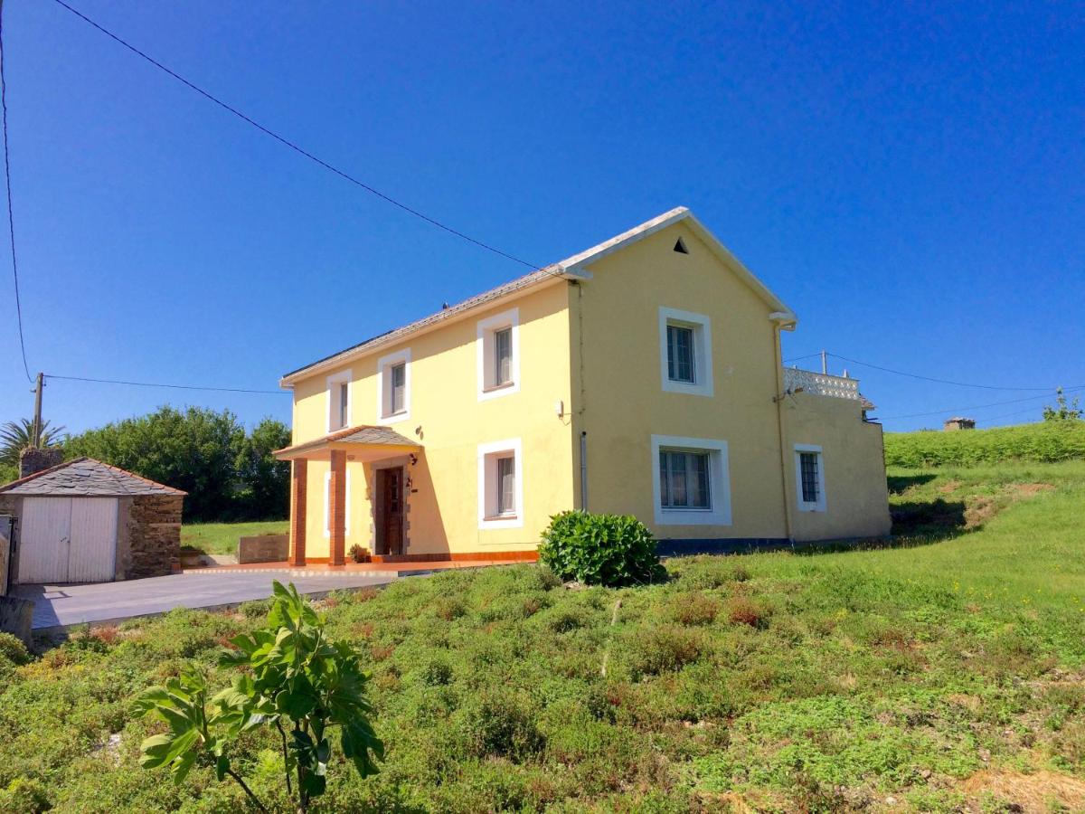 Cliffside Country Cottage, Loiba, Spain - Booking.com
