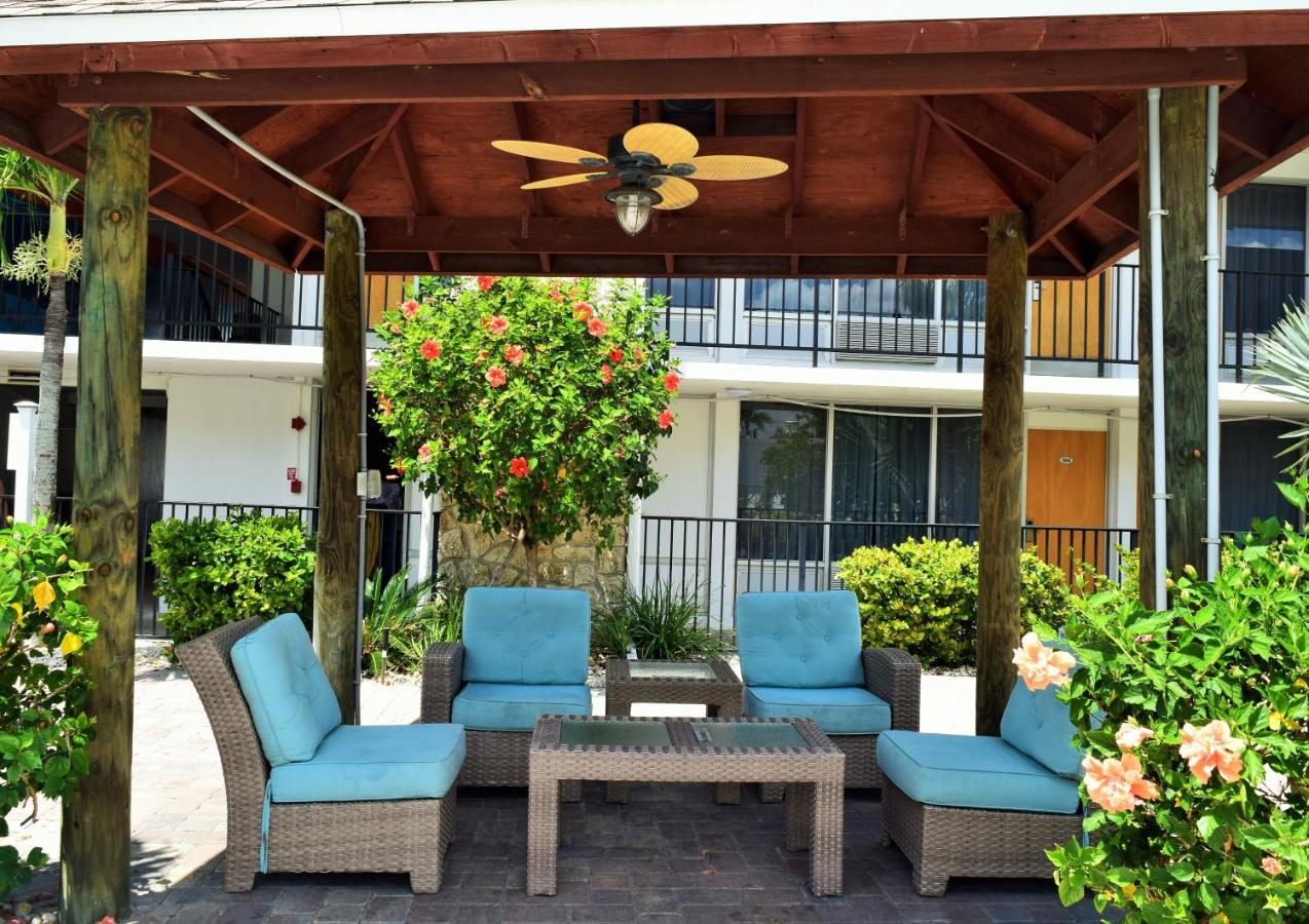 Dolphin Key Resort - Cape Coral — photo 15