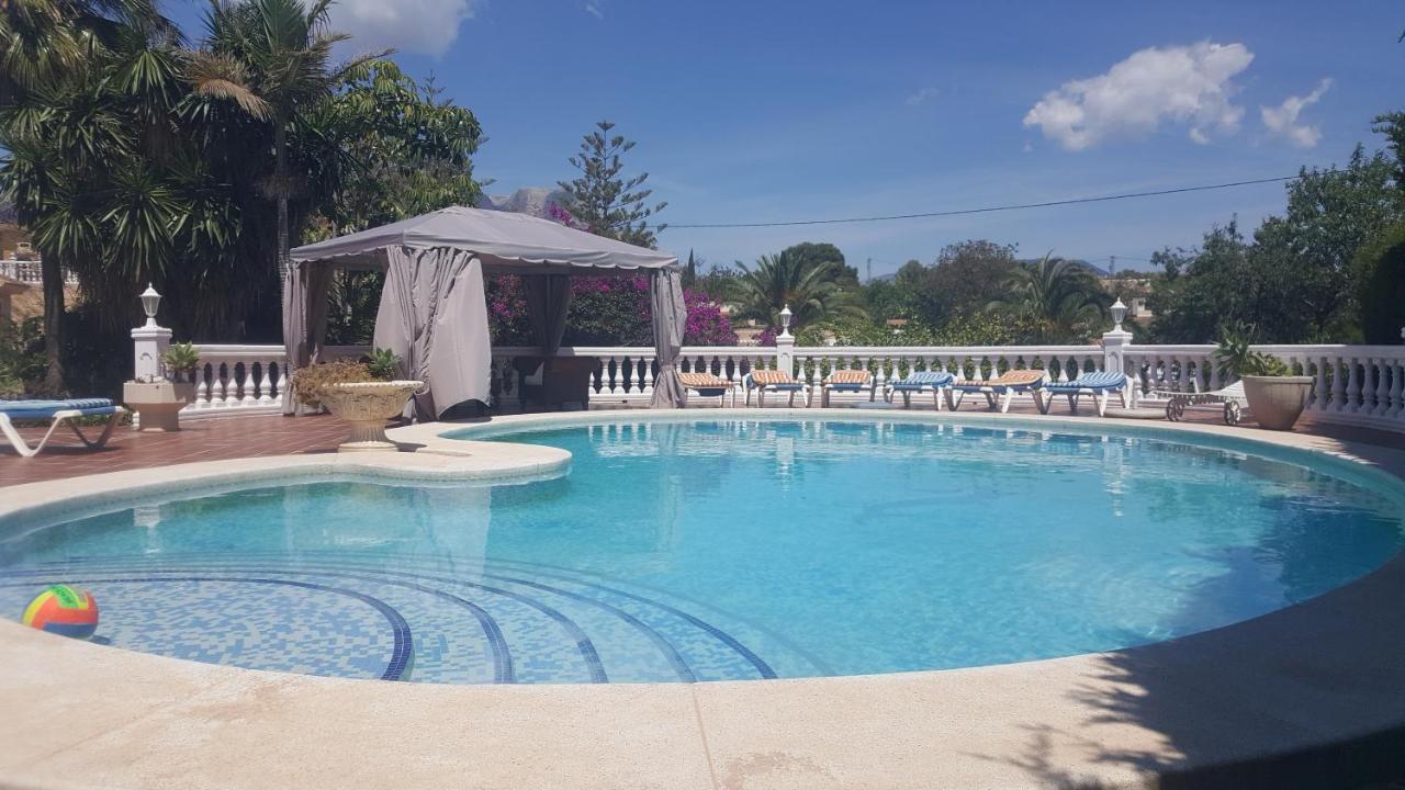 De Luxe Villa (Spanje La Nucía) - Booking.com