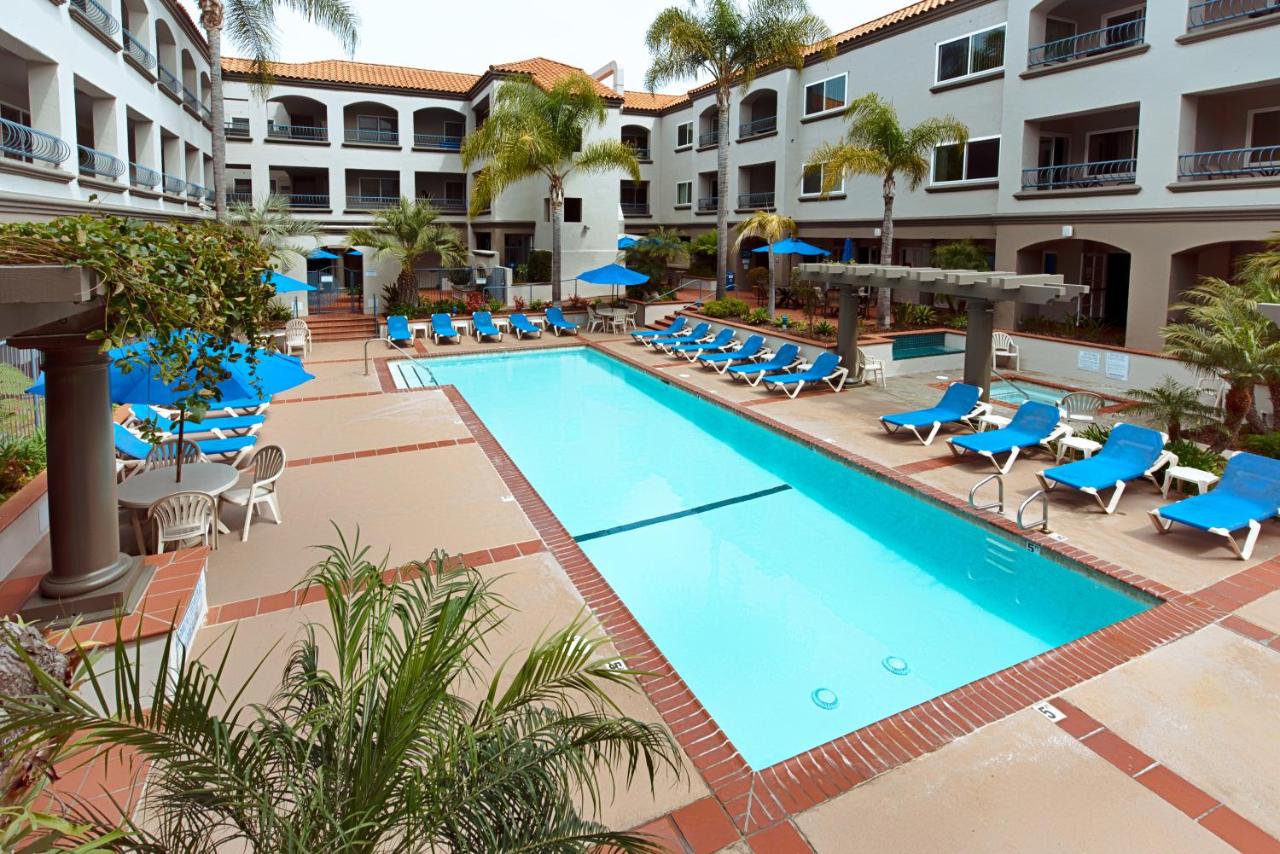 Tamarack Beach Hotel — photo 21