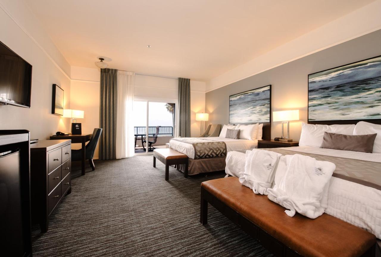 Tamarack Beach Hotel — photo 17