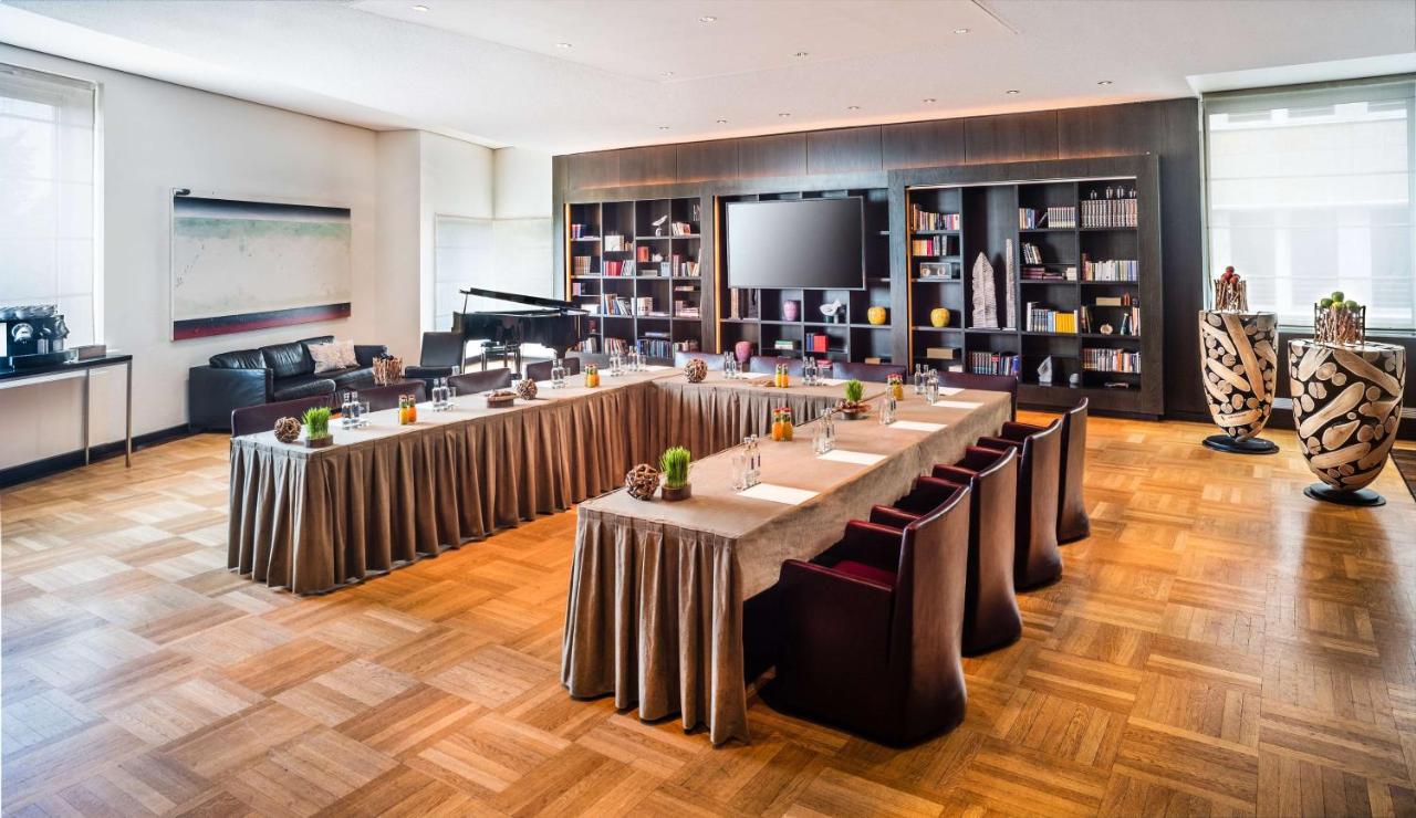 Grand Hyatt Berlin photo