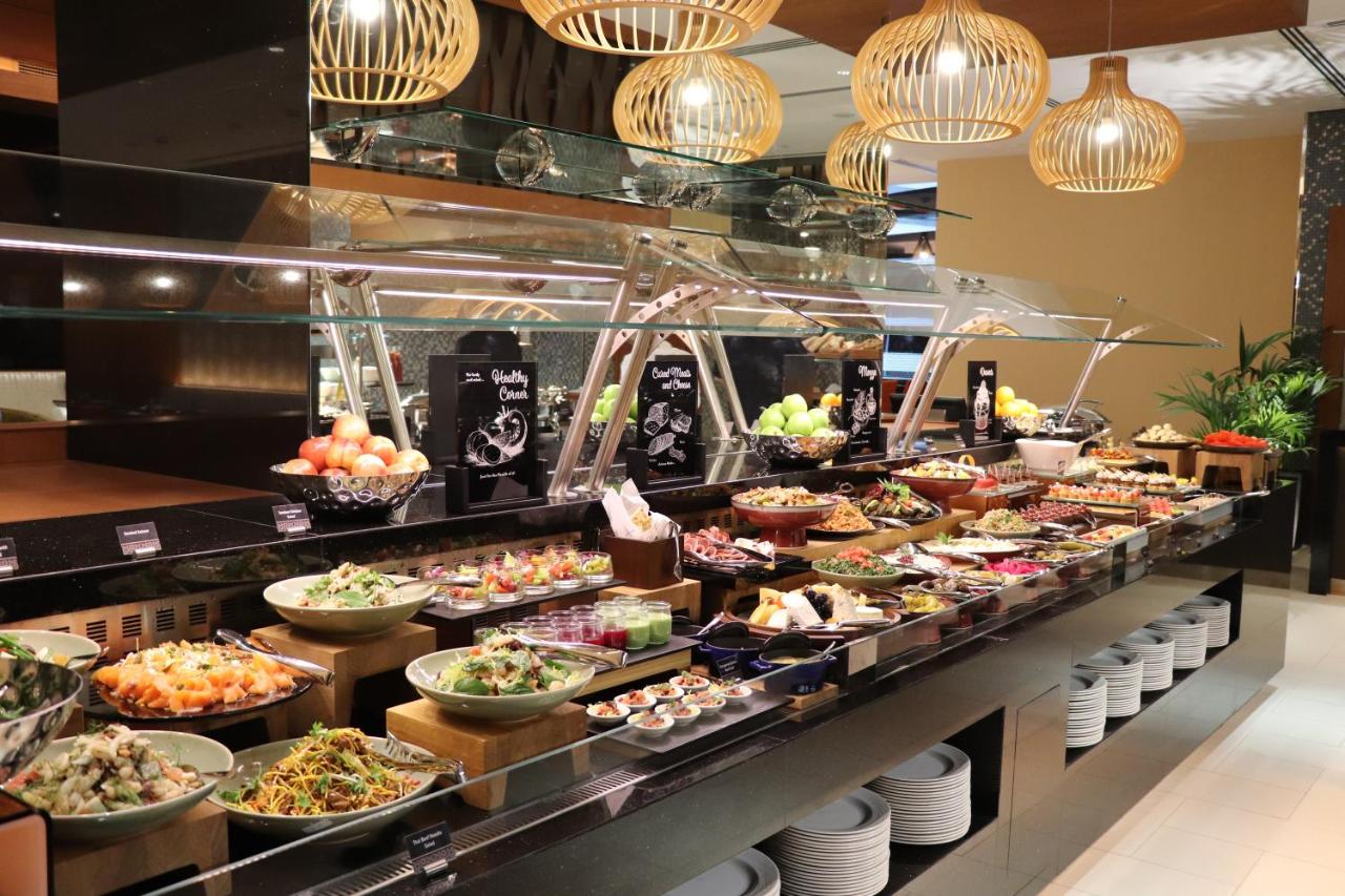 Pearl Rotana Capital Centre - 2