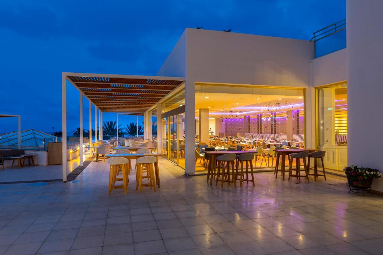 Leonardo Laura Beach & Splash Resort photo