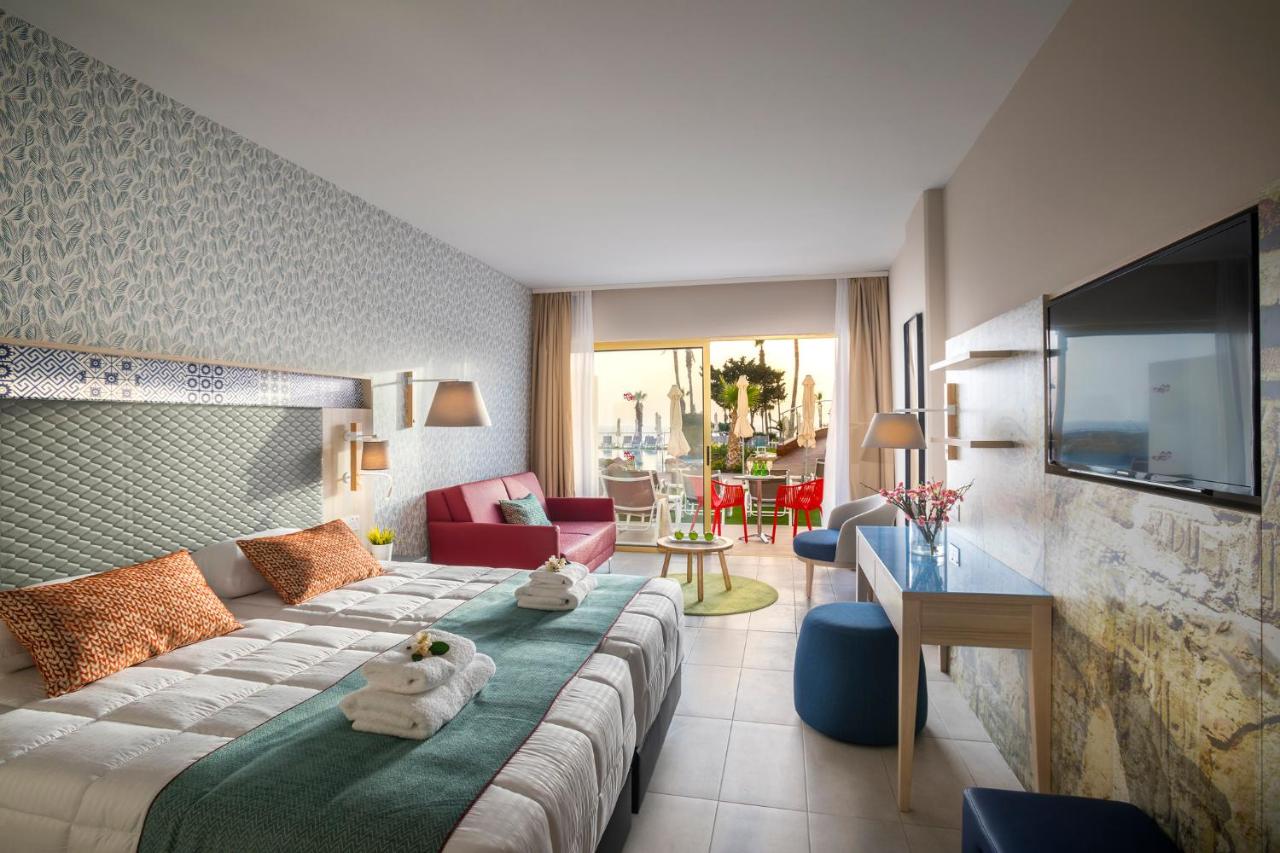 Leonardo Laura Beach & Splash Resort photo