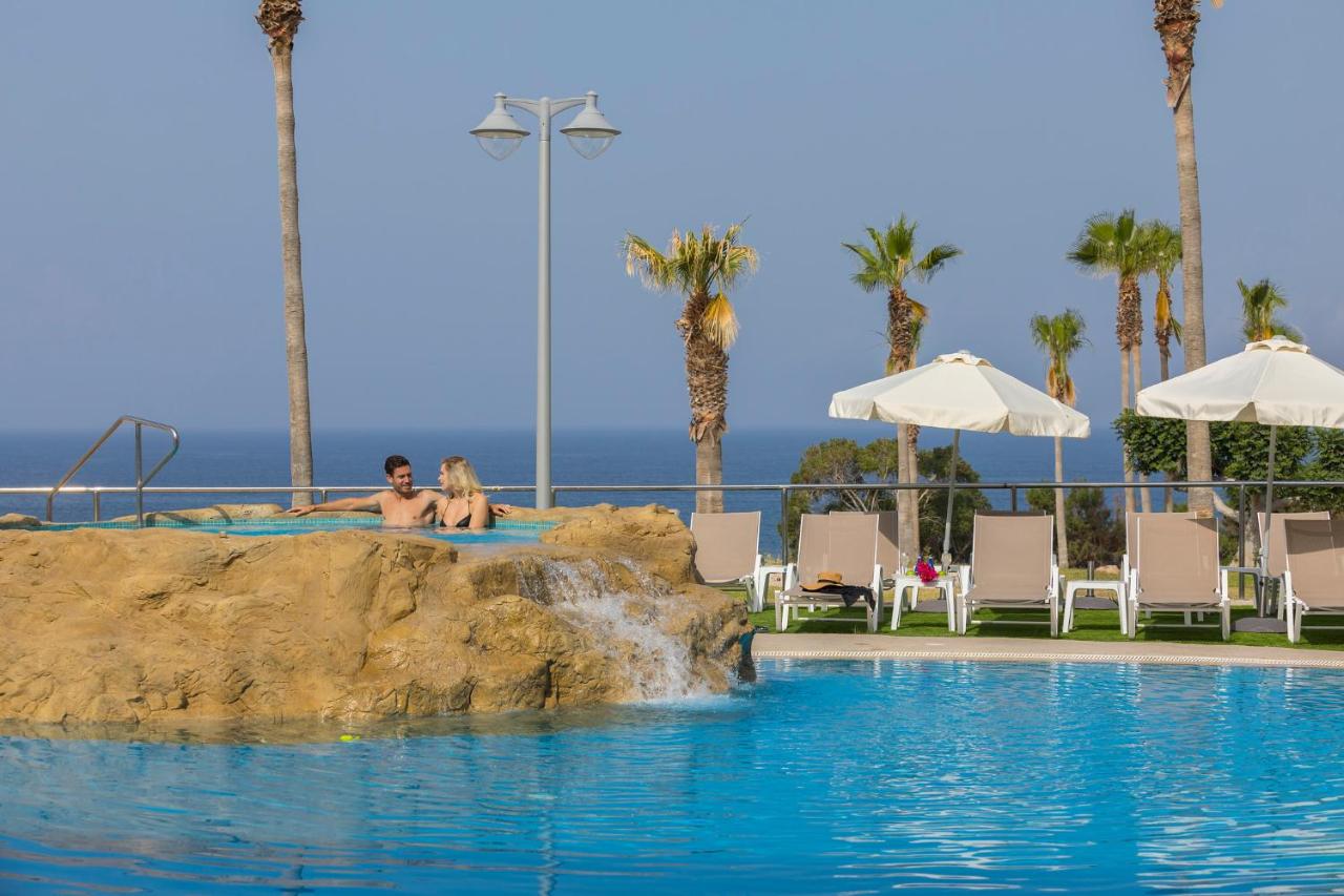 Leonardo Laura Beach & Splash Resort photo