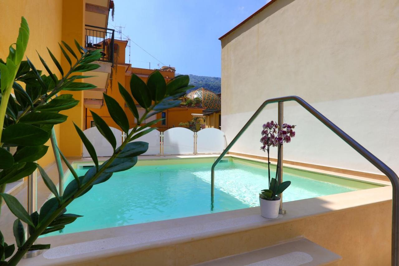 Hotel Astoria Sorrento - 4