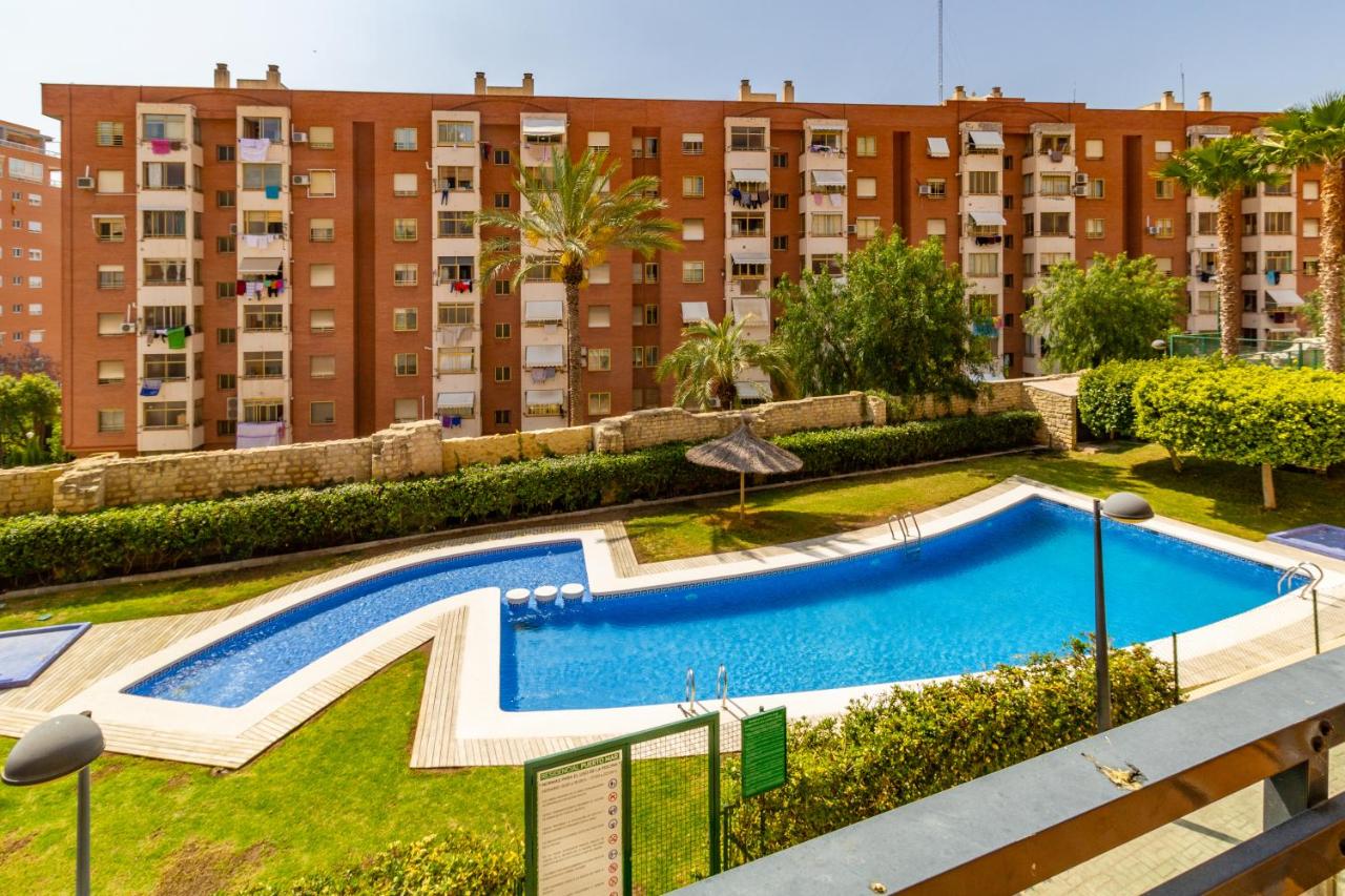 Apartment RealRent Puertomar, Alicante, Spain - Booking.com