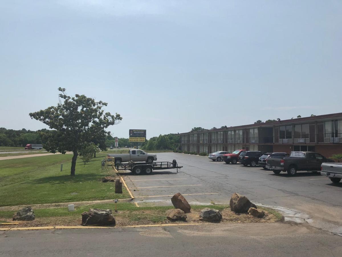 Mid Continent Inn — photo 16