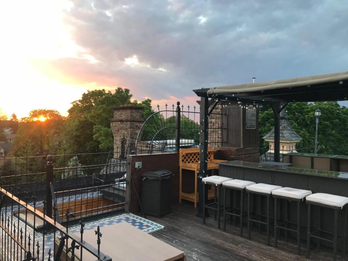 Henderson Castle Inn — photo 16