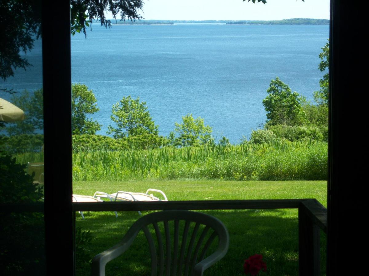 High Tide Inn on the Ocean, Motel and Cottages — photo 23