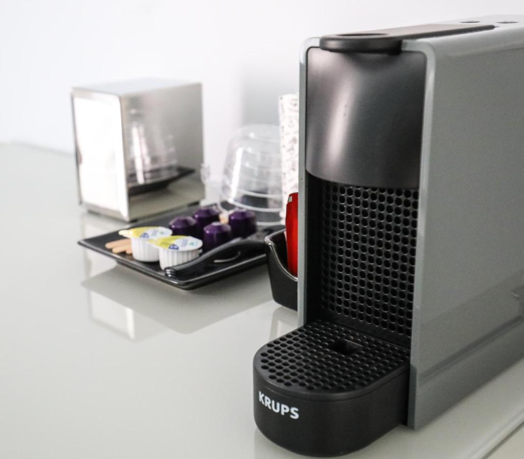 Toledo 16 Luxury Suites - 4