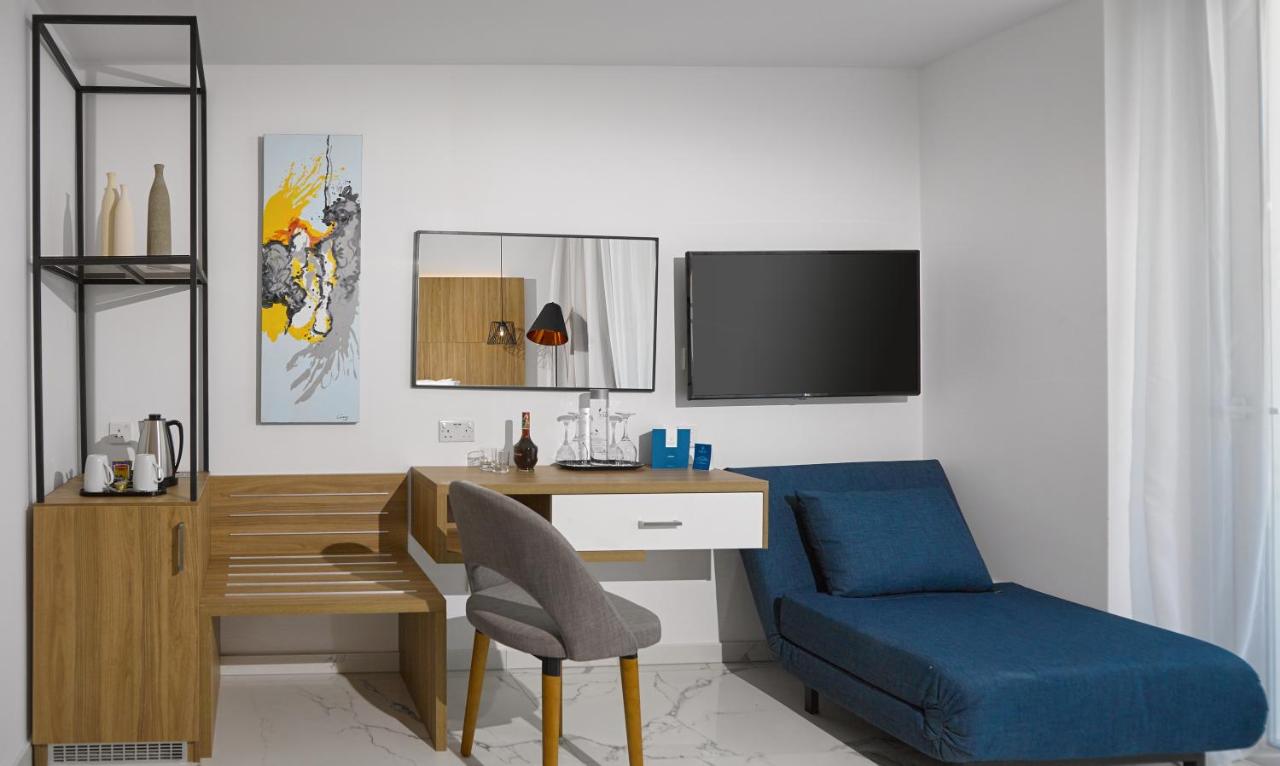 The Blue Ivy Hotel & Suites photo