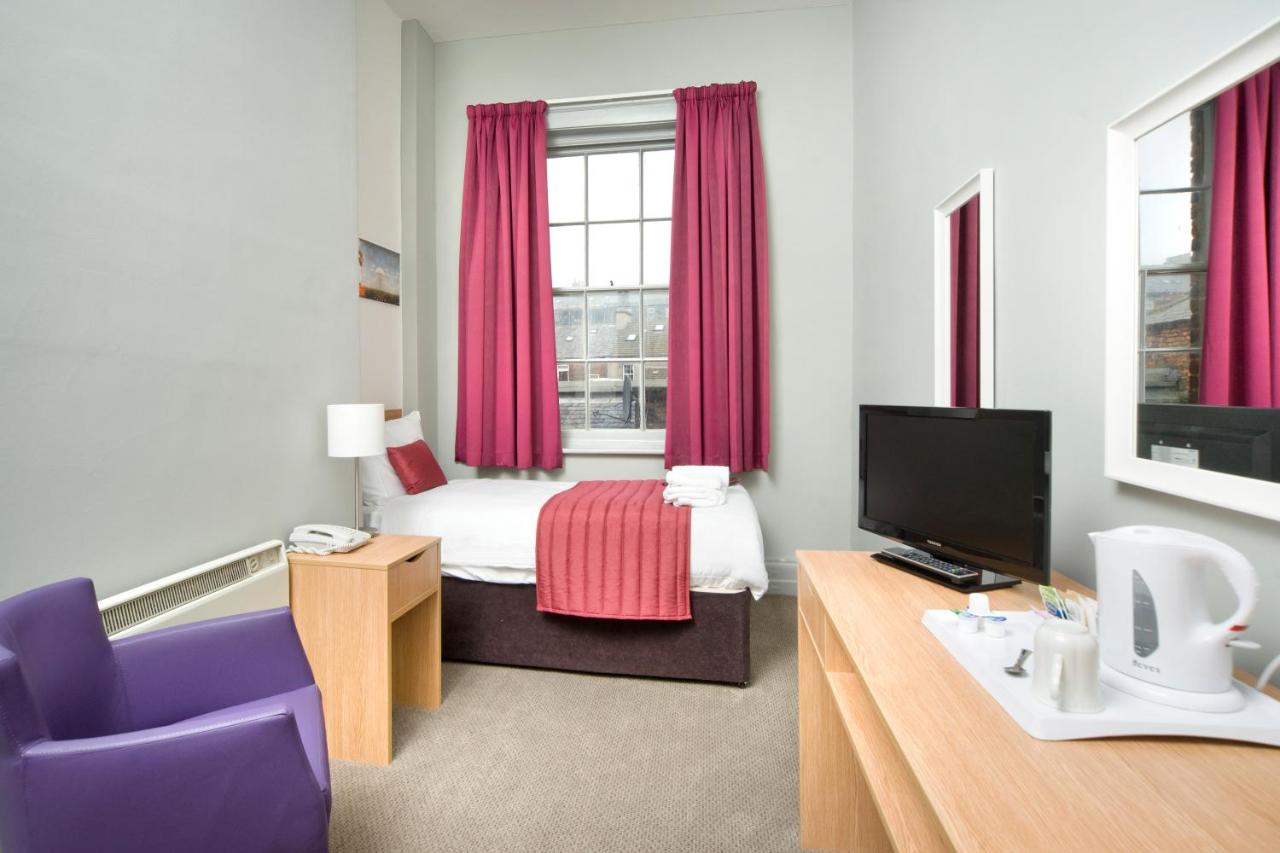 Eden Arms Hotel - Laterooms