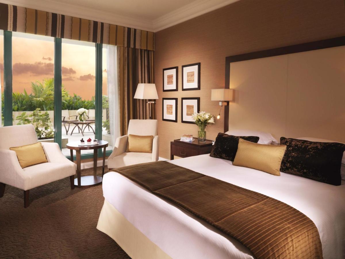 Mövenpick Grand Al Bustan photo