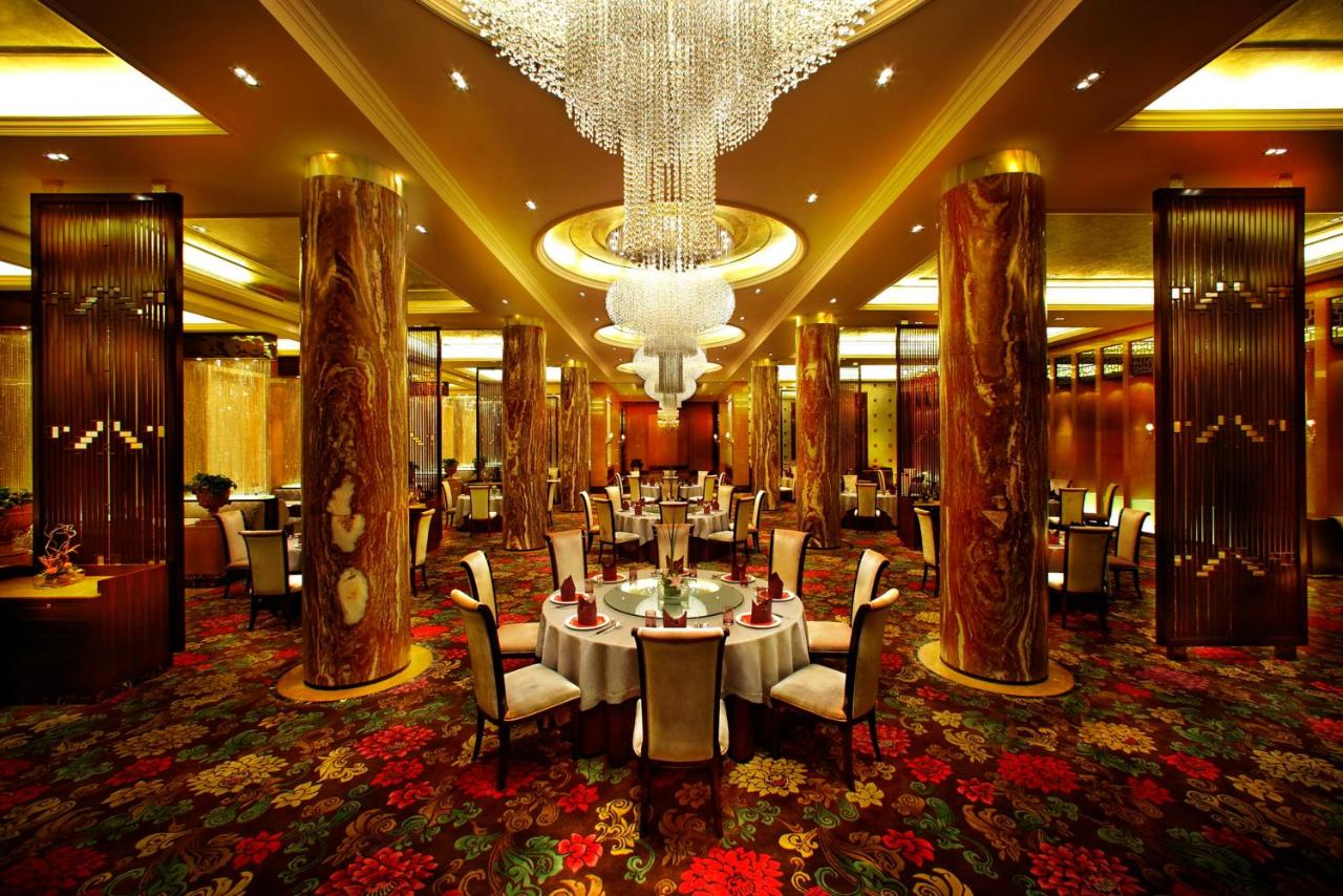 Chateau Star River Pudong Shanghai photo