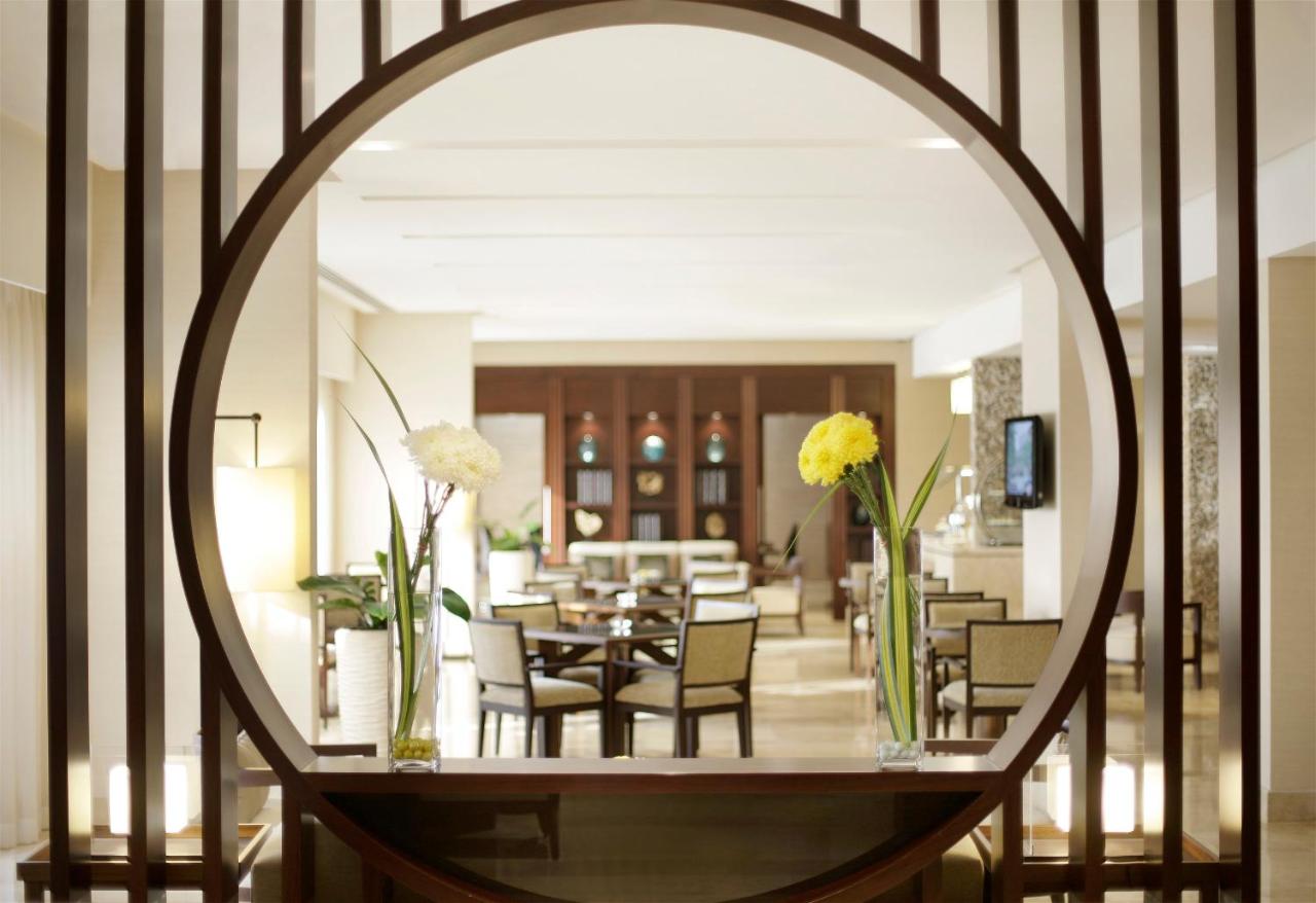 Amwaj Rotana, Jumeirah Beach - Dubai photo