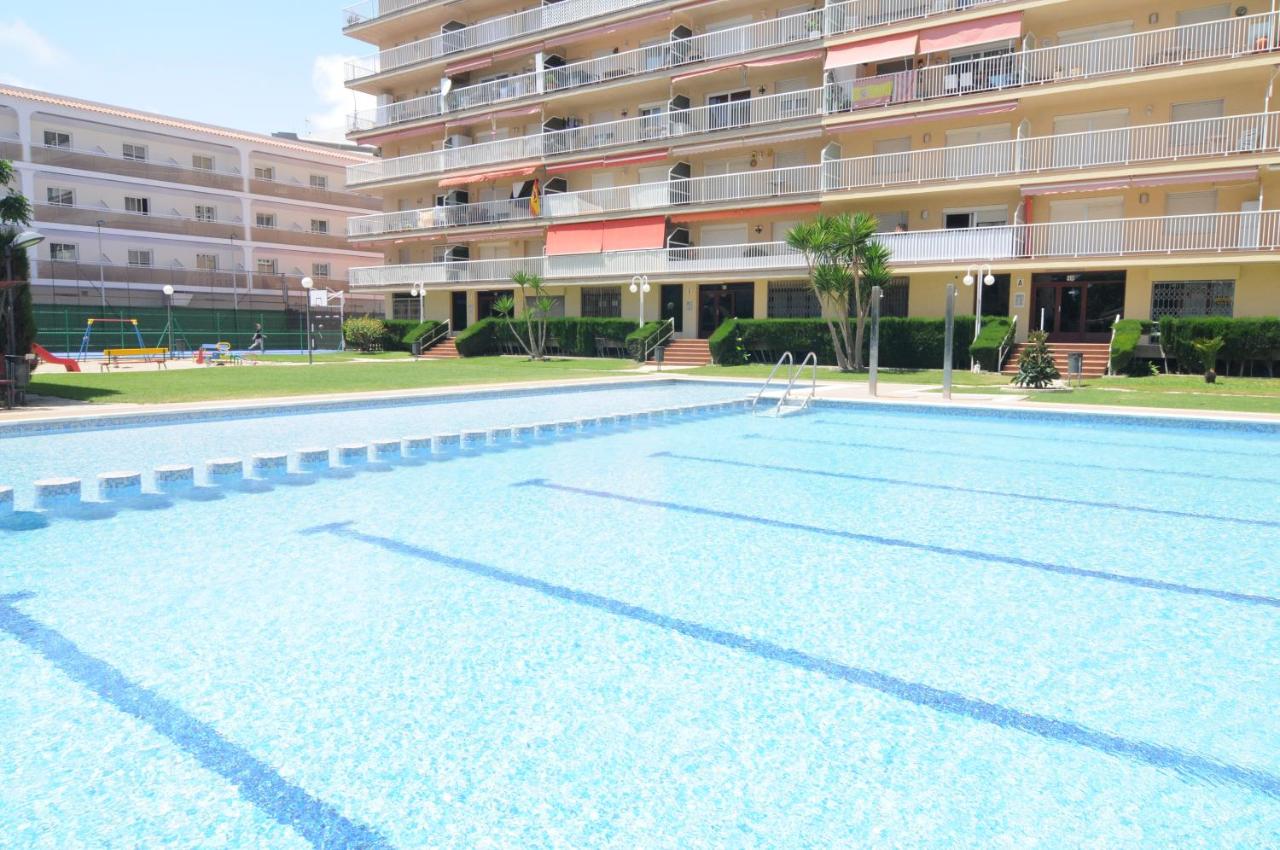 HomeHolidaysRentals Lorraine, Malgrat de Mar – Updated 2022 ...