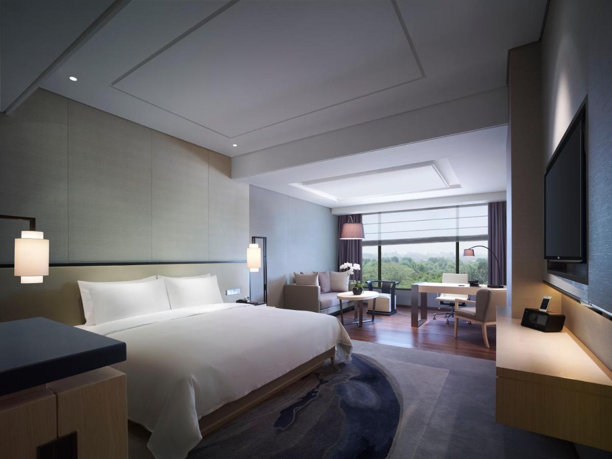 New World Beijing Hotel photo