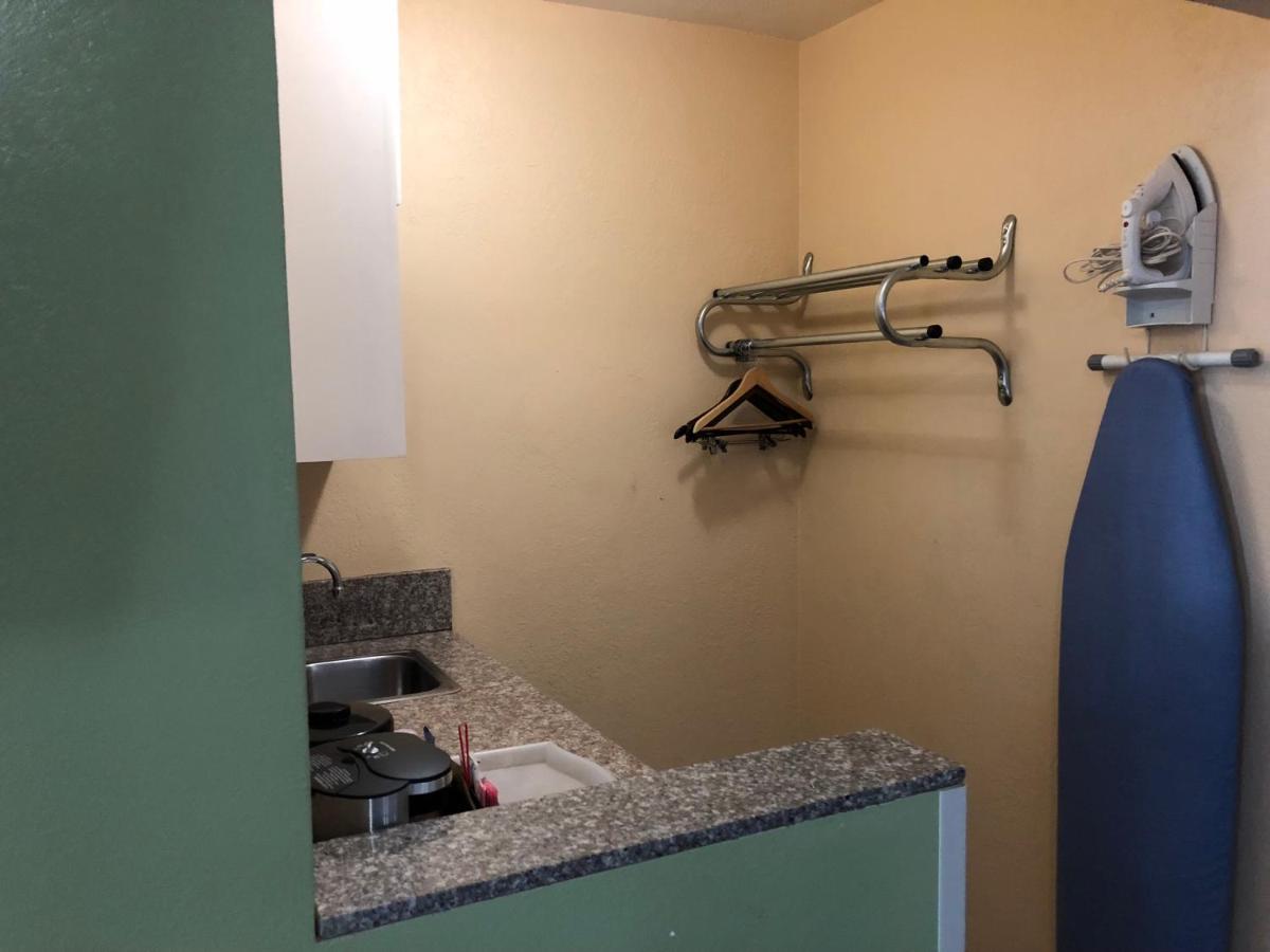 Encore Motel — photo 16
