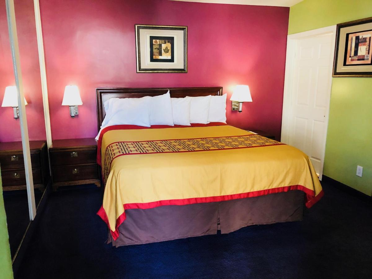 Encore Motel — photo 13