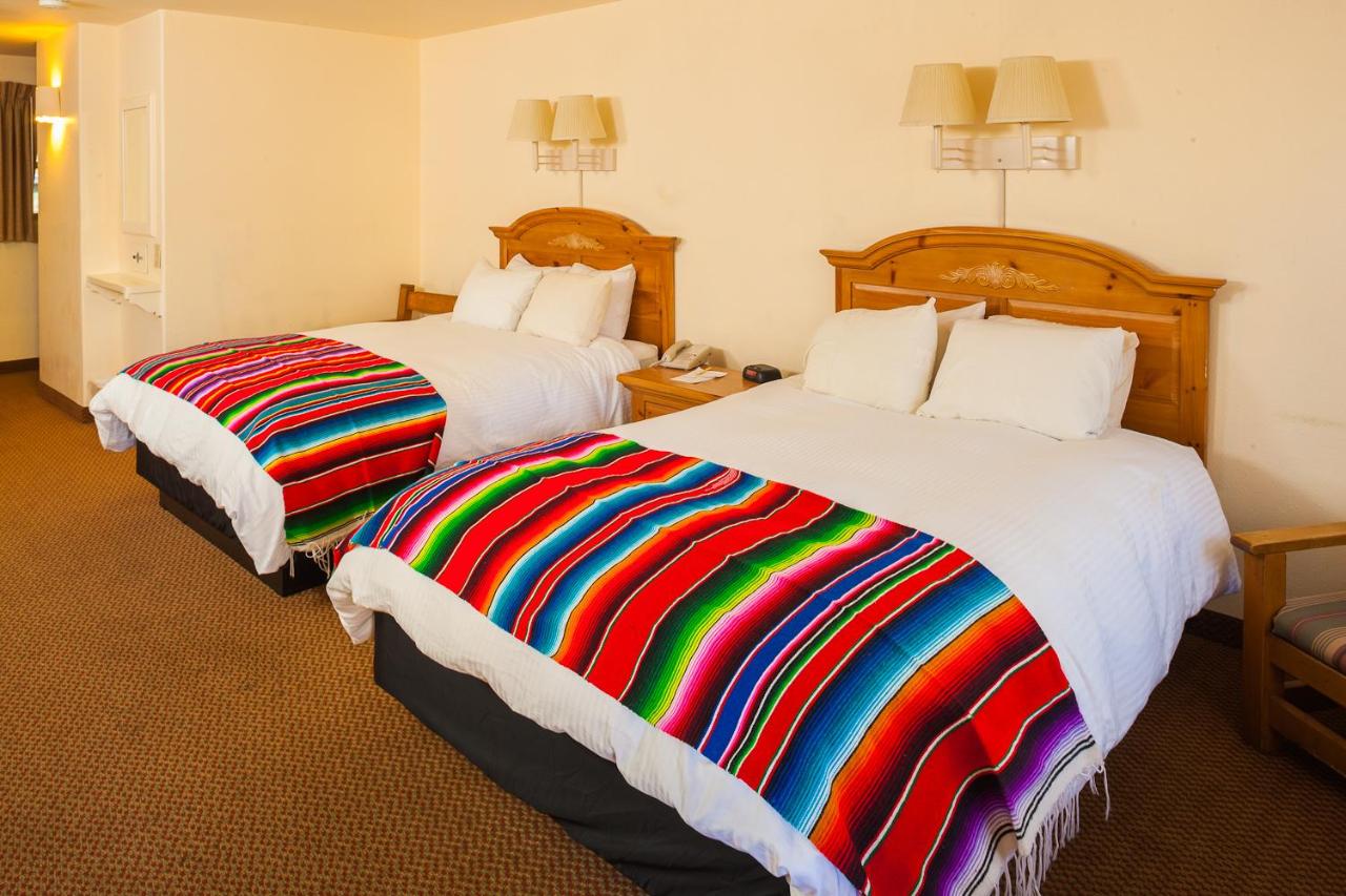 El Pueblo Lodge — photo 22