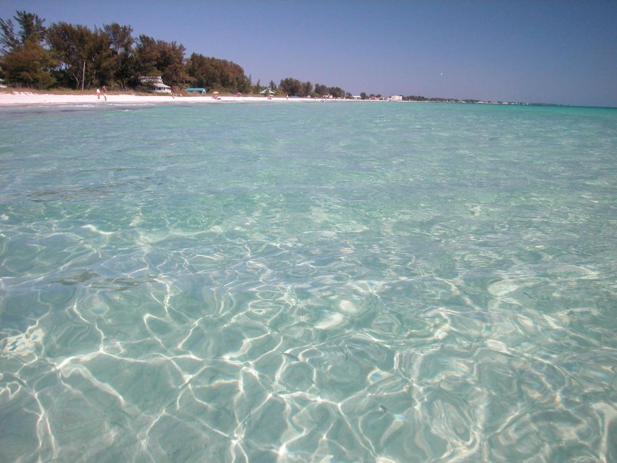 Silver Surf Gulf Beach Resort — photo 23