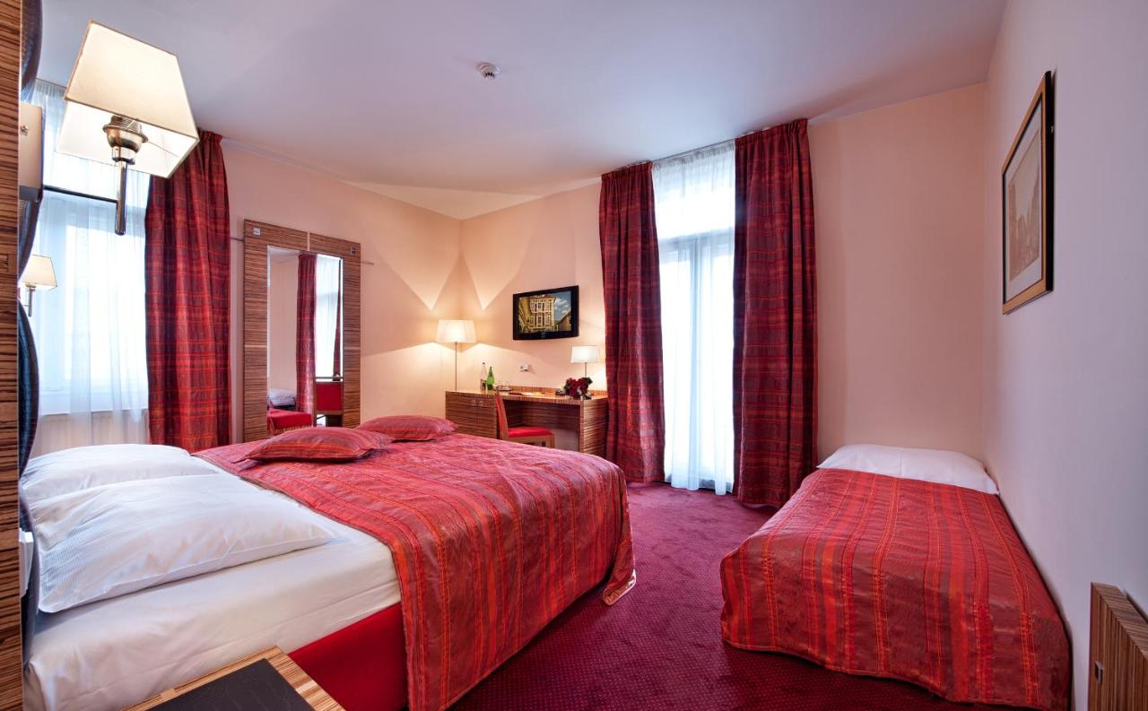 EA Hotel Sonata photo