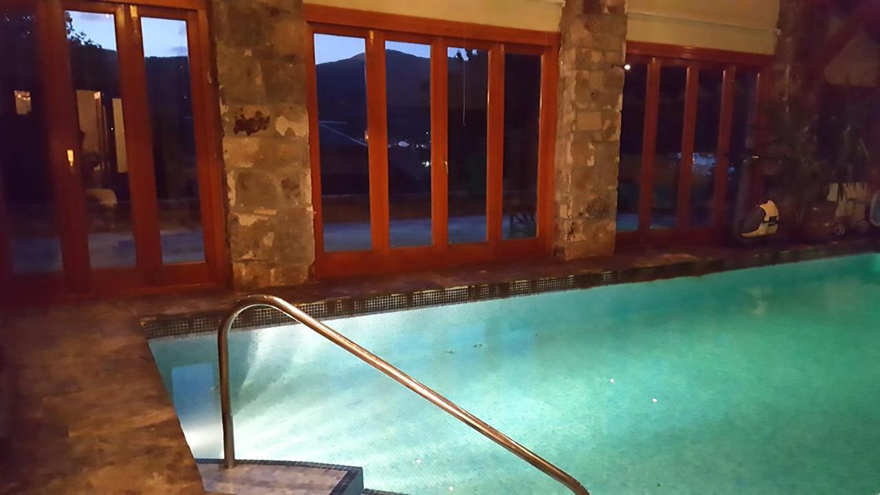 Heated swimming pool: Casa Bonita Navacerrada