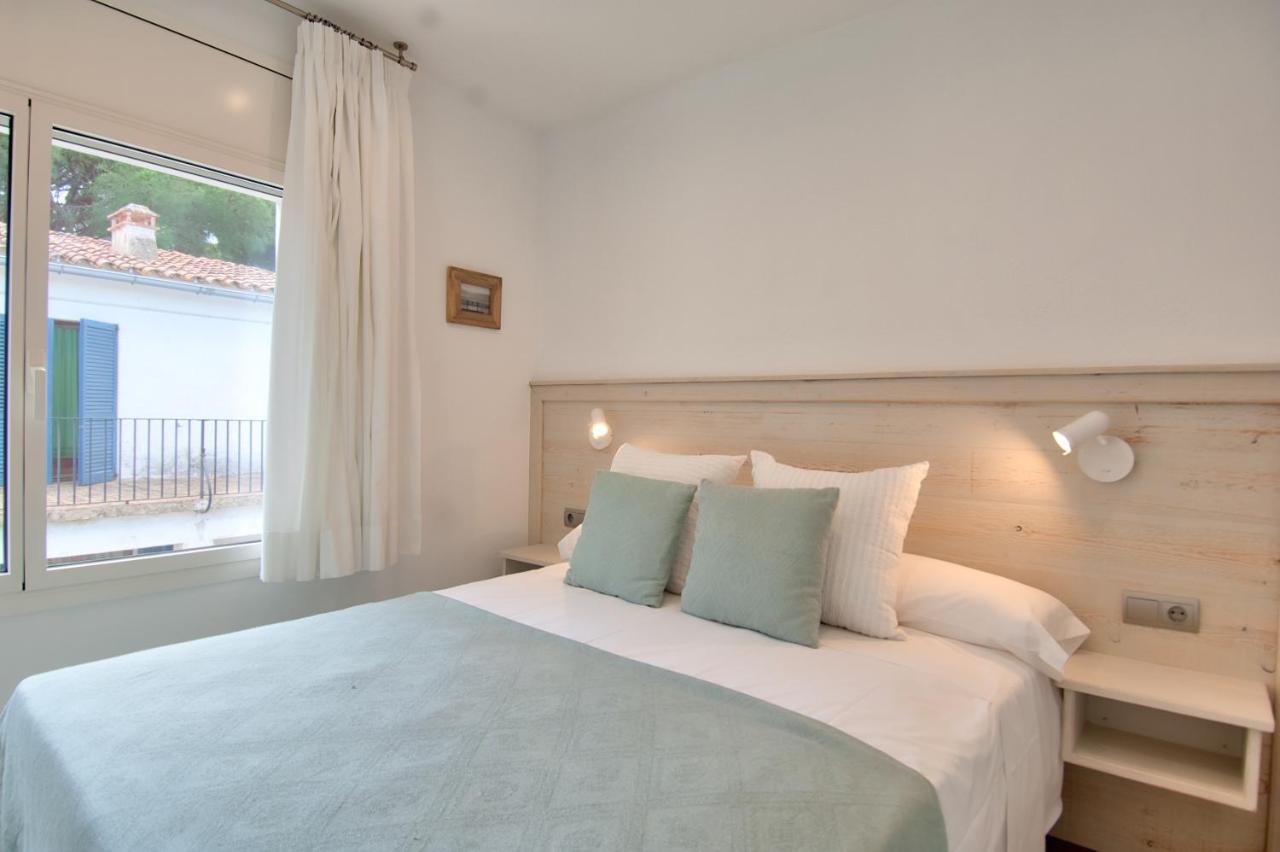 Sant Roc Apartments a Minute From The Beach, Calella de ...