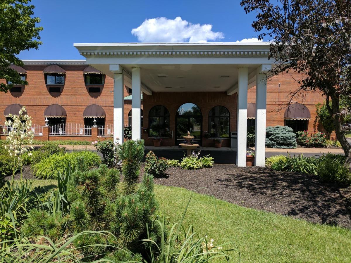 South Shore Inn — photo 12