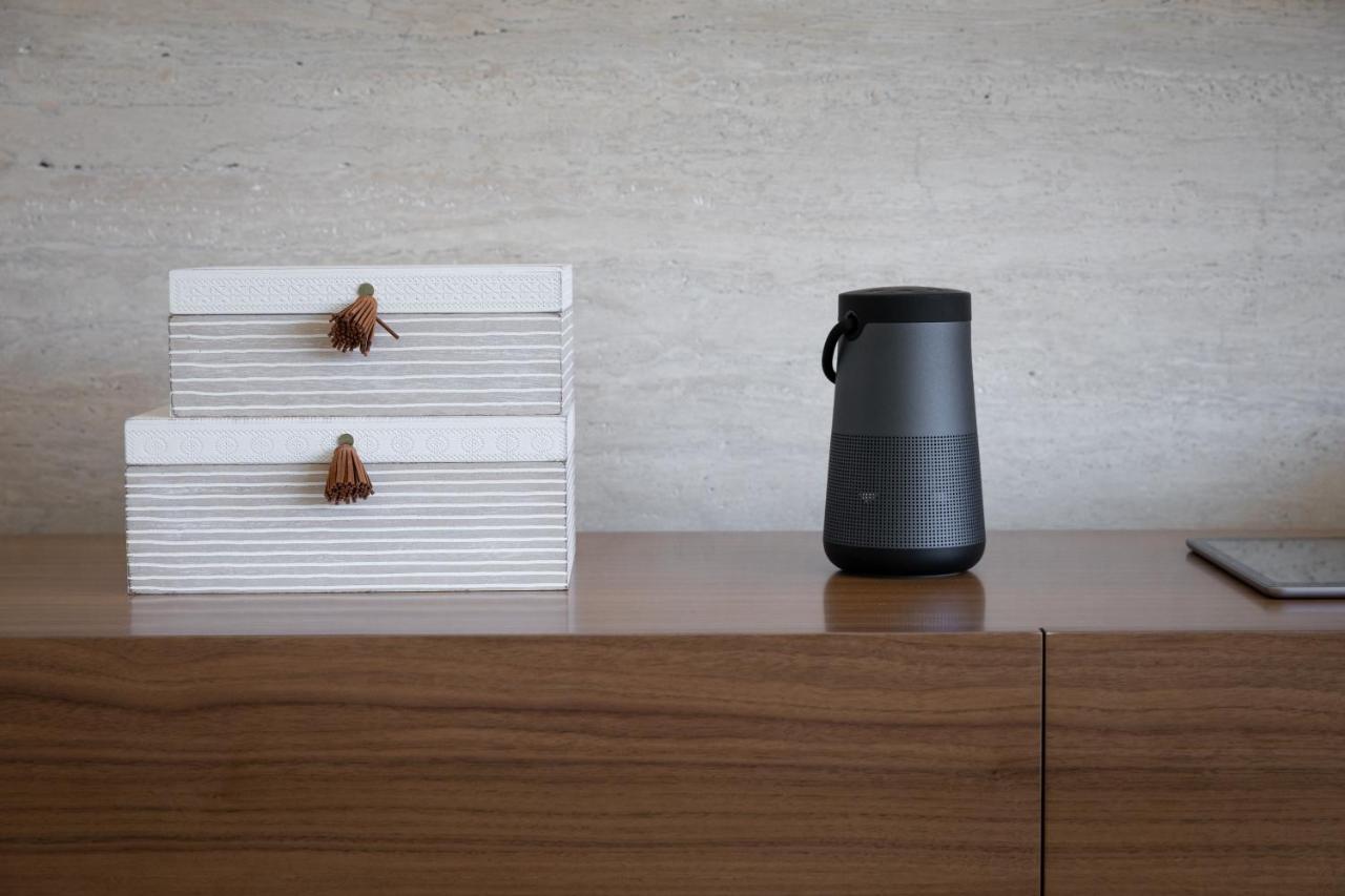 the Quest - Luxury Beach Apartment - 2