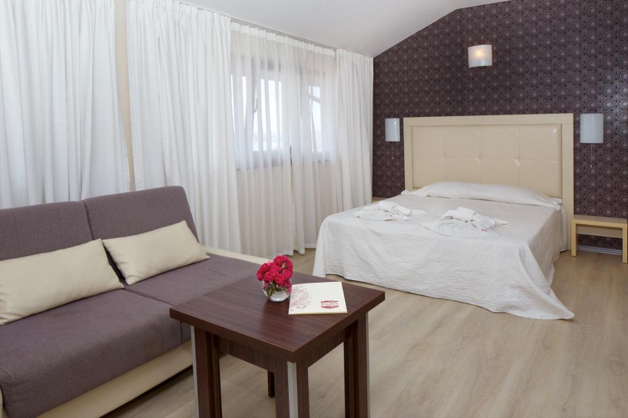 Relax Holiday Complex & Spa photo