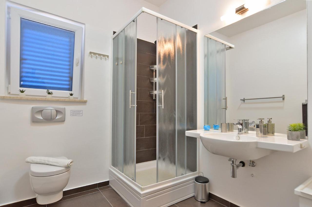Villa 1519 photo