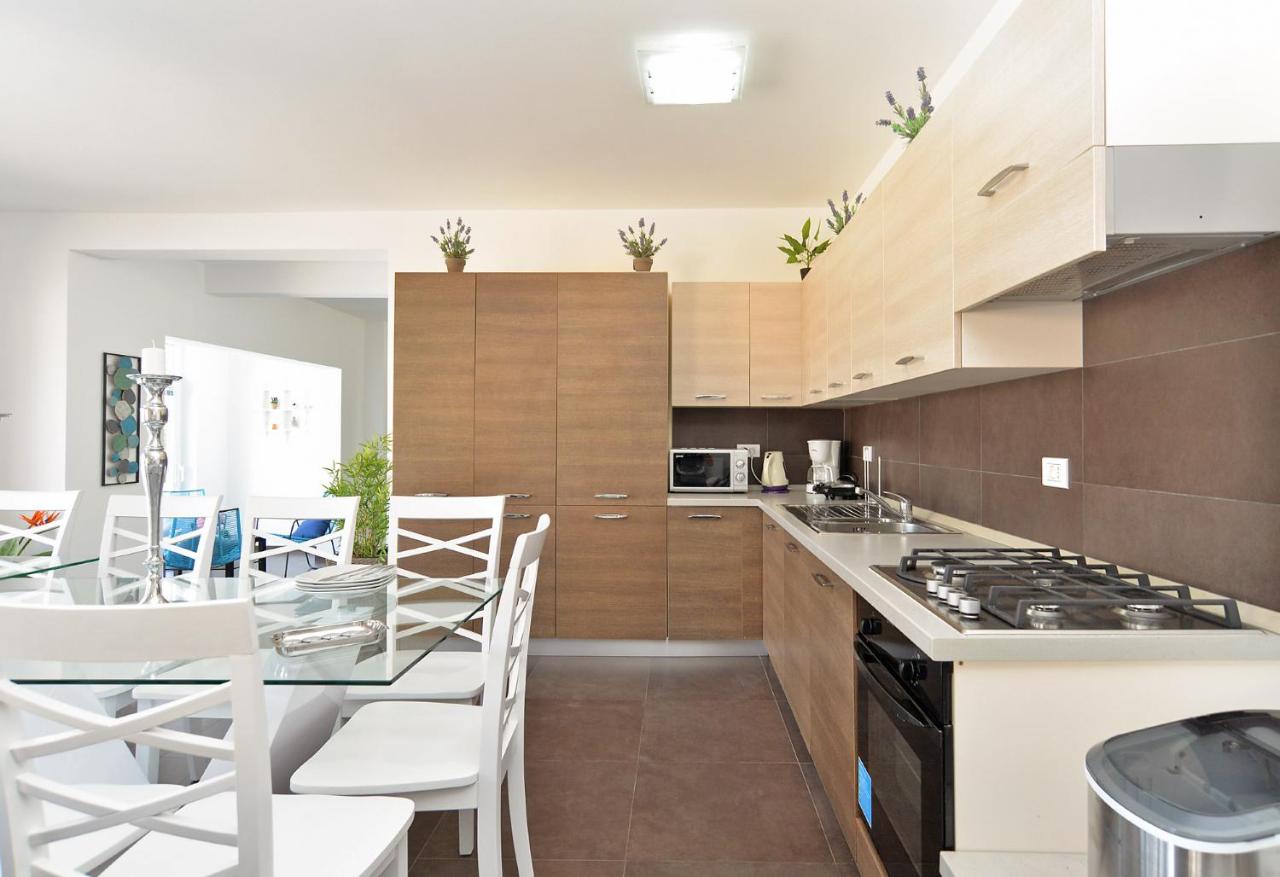 Villa 1519 photo